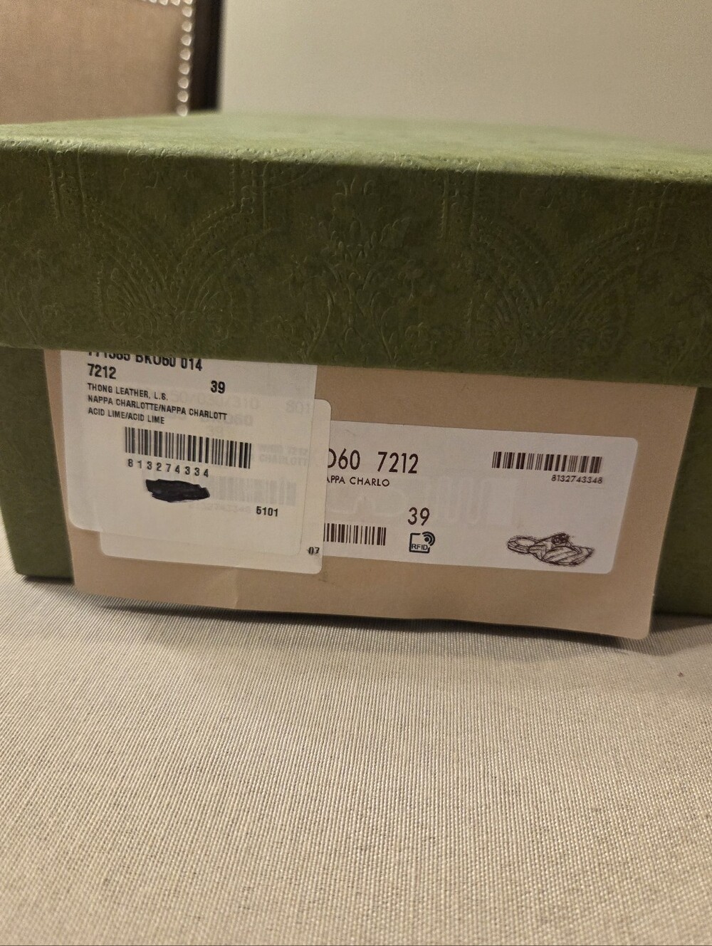 NEW Gucci Nappa Charlotte Double G Marmont Thong Sandals Acid Lime & Silver sz39 - Picture 4 of 4